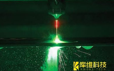 如何通过改良切割工艺来优化激光切割碳化硅的质量?